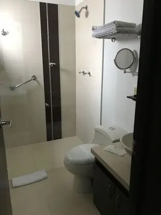 Deluxe Tek Büyük Yataklı Oda, Birden Çok Yatak
