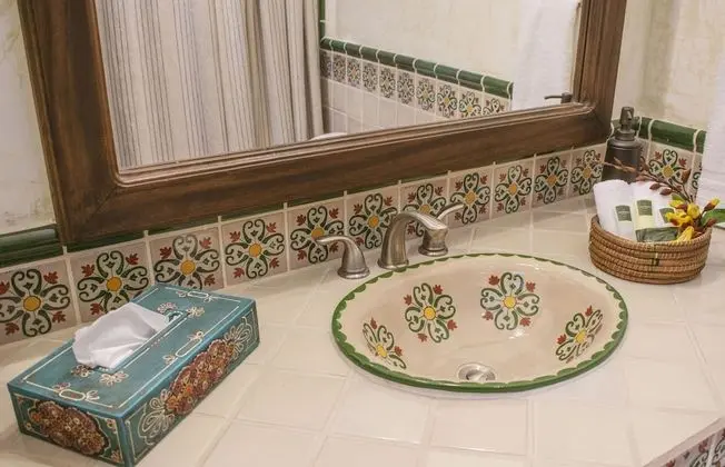 Luxury Süit, 1 Yatak Odası, Özel Banyo, Bahçeli