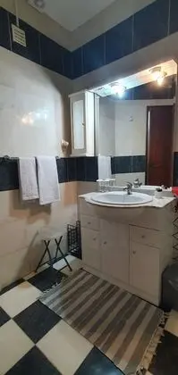 Basic Tek Büyük veya İki Ayrı Yataklı Oda