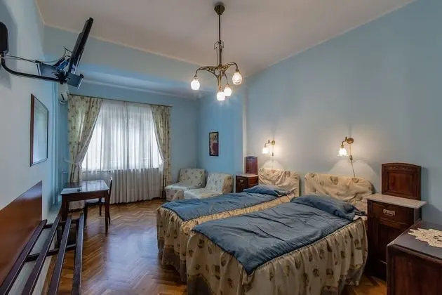 Tek Büyük Yataklı Oda