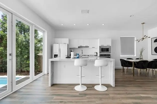 Luxury Sıra Ev, 3 Yatak Odası, Kişiye Özel Havuzlu, Havuz Manzaralı