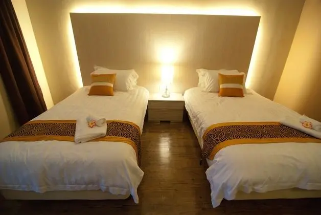 Executive Superior, 2 Single beds