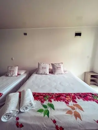 Üç Kişilik Oda