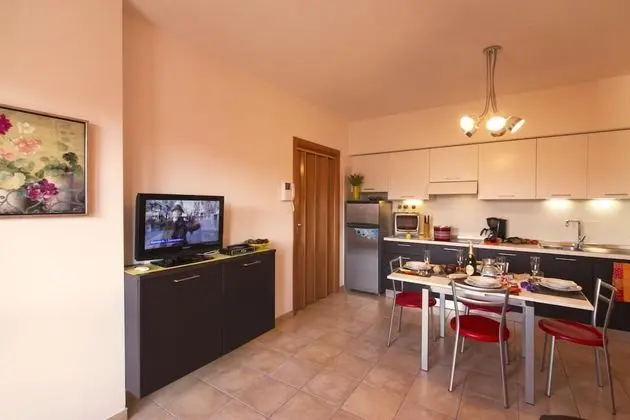 Family Apart Daire, 1 Çift Kişilik Yatak ve Çekyat, Bahçeli (Casa Fiorita Pool and Lake)