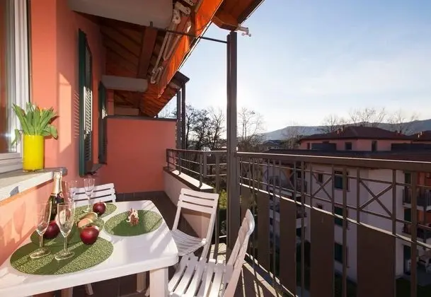 Family Apart Daire, 1 Çift Kişilik Yatak ve Çekyat, Bahçeli (Casa Fiorita Pool and Lake)