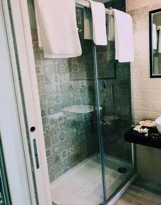 Comfort Tek Büyük Yataklı Oda, Bahçe Manzaralı