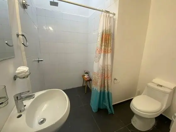 Basic Tek Büyük Yataklı Oda, 1 Çift Kişilik Yatak (F3)