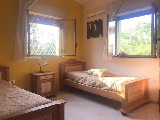 Classic Tek Büyük Yataklı Oda, Bahçe Manzaralı, Bahçeli