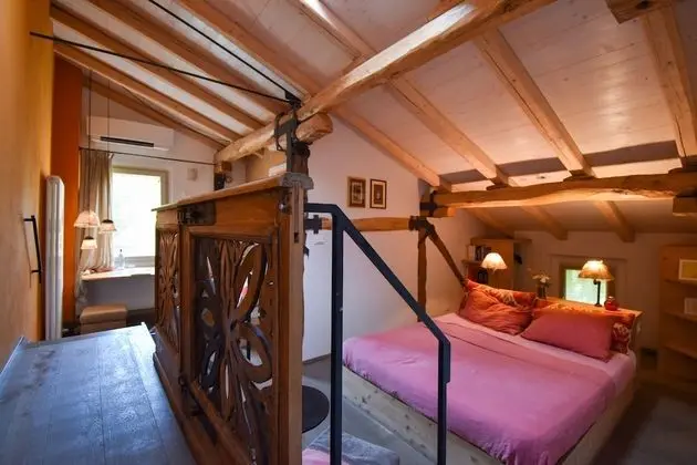 Süit, Jakuzi (Mansarda)