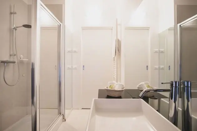 Süit, Sigara İçilmez, Nehir Manzaralı