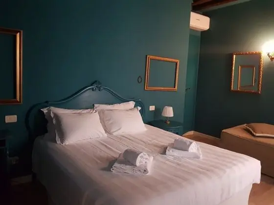 Tek Büyük veya İki Ayrı Yataklı Oda