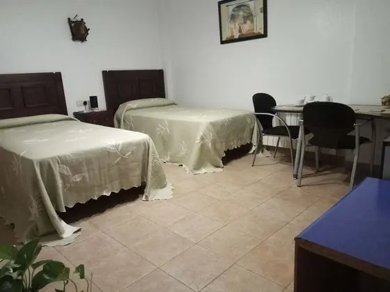 İki Ayrı Yataklı Oda, Özel Banyo, Göl Manzaralı