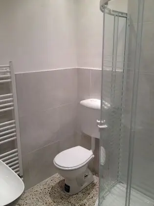 Basic İki Ayrı Yataklı Oda, 1 Büyük (Queen) Boy Yatak, Sigara İçilmez, Havuz Manzaralı