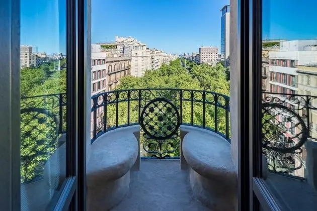 Grand Süit (Paseo de Gracia View)