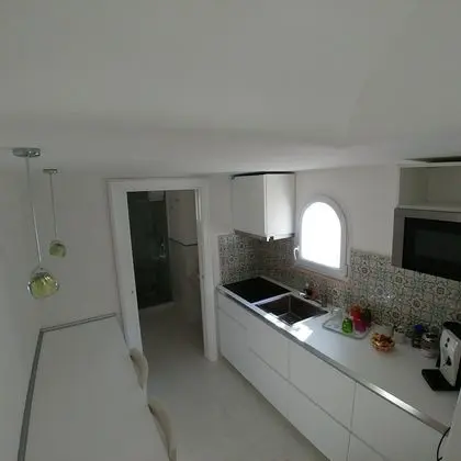 Stüdyo, Bahçe Manzaralı
