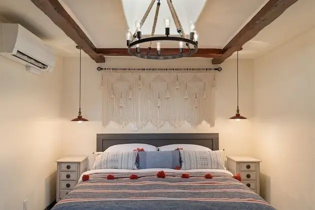 Ev (Casa Galeria - Luxury Rental with Hot)