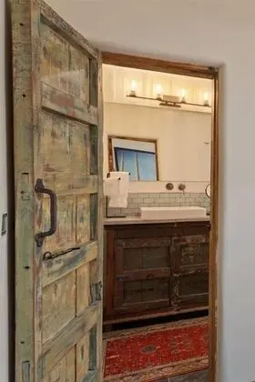 Ev (Casa Galeria - Luxury Rental with Hot)