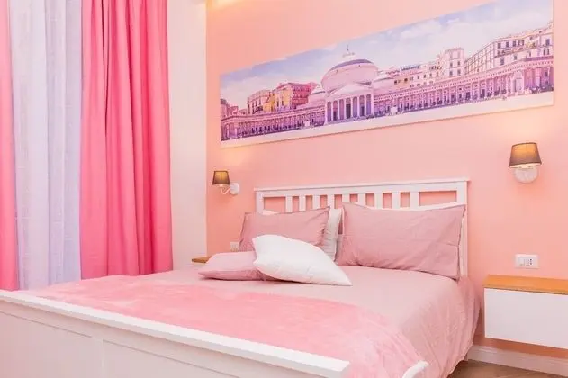 Tek Büyük Yataklı Oda (Romantic)