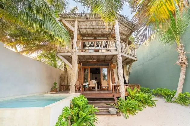 Oceanfront House Casa Ganesh upto 8 people included in the rate