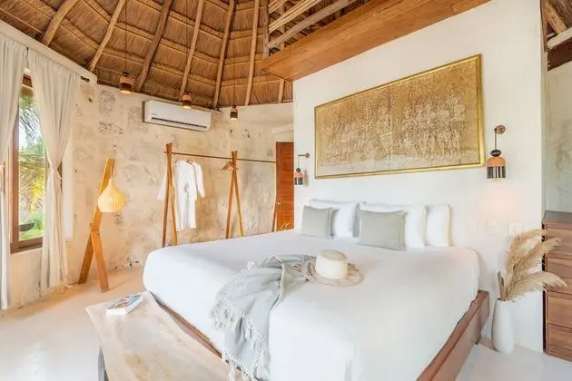 Oceanfront House Casa Ganesh upto 8 people included in the rate