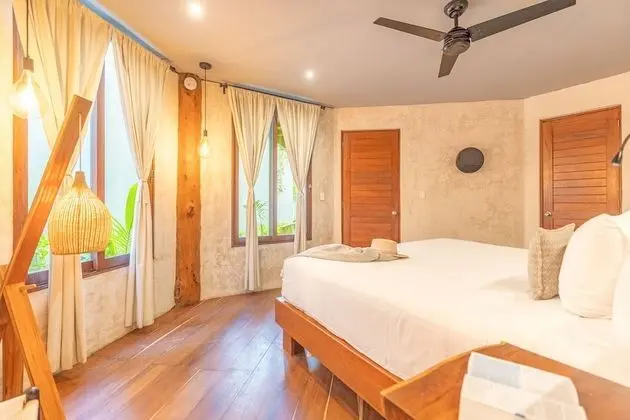 Oceanfront House Casa Ganesh upto 8 people included in the rate