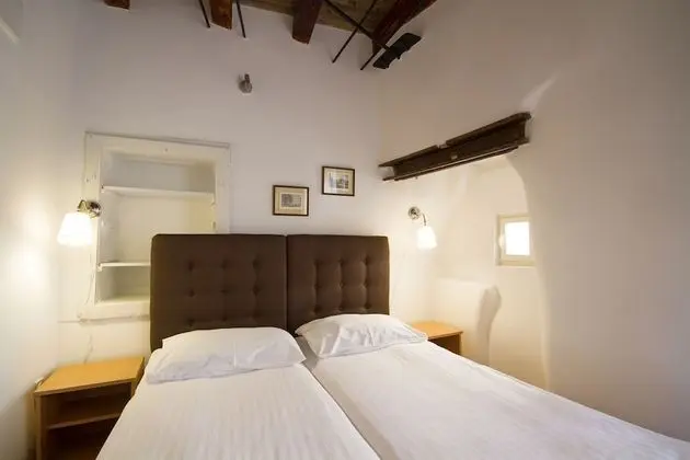 Standard Tek Büyük Yataklı Oda (Baladur Pavan Annex building)