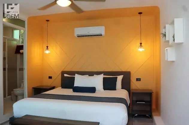 Luxury Oda, 1 En Büyük (King) Boy Yatak, Özel Banyo, Havuz Manzaralı
