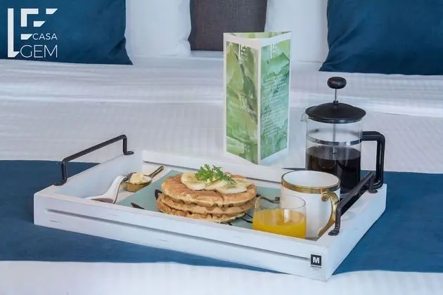 Luxury Oda, 1 En Büyük (King) Boy Yatak, Özel Banyo, Havuz Manzaralı