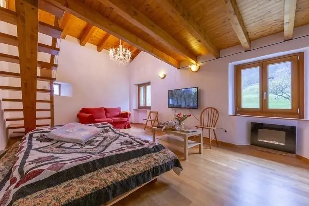 Family Sıra Ev, Birden Çok Yatak, 2 Banyolu, Dağ Yamacı (Casa Gialla)