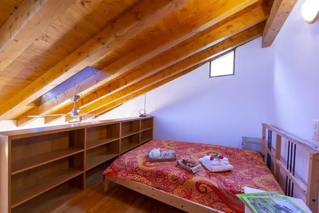 Family Sıra Ev, Birden Çok Yatak, 2 Banyolu, Dağ Yamacı (Casa Gialla)