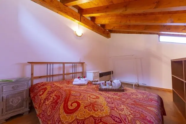 Family Sıra Ev, Birden Çok Yatak, 2 Banyolu, Dağ Yamacı (Casa Gialla)