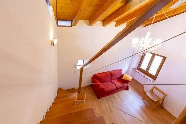 Family Sıra Ev, Birden Çok Yatak, 2 Banyolu, Dağ Yamacı (Casa Gialla)