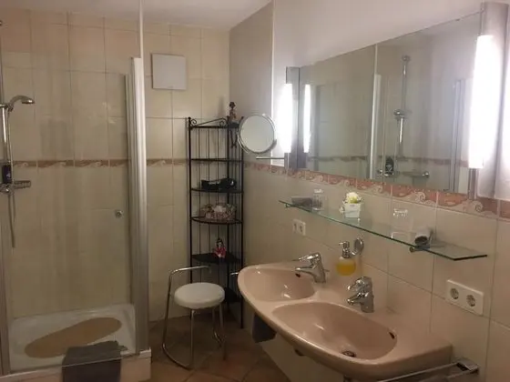 Apart Daire, 1 En Büyük (King) Boy Yatak