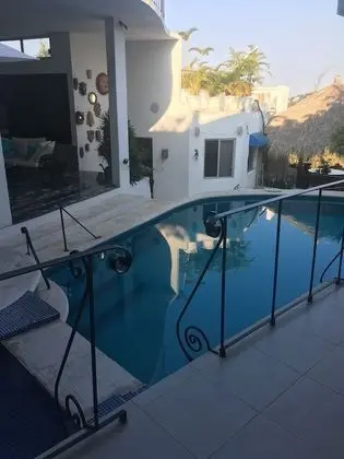 Tek Büyük Yataklı Oda, 2 Çift Kişilik Yatak