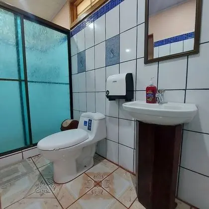 Basic Tek Büyük veya İki Ayrı Yataklı Oda, Birden Çok Yatak