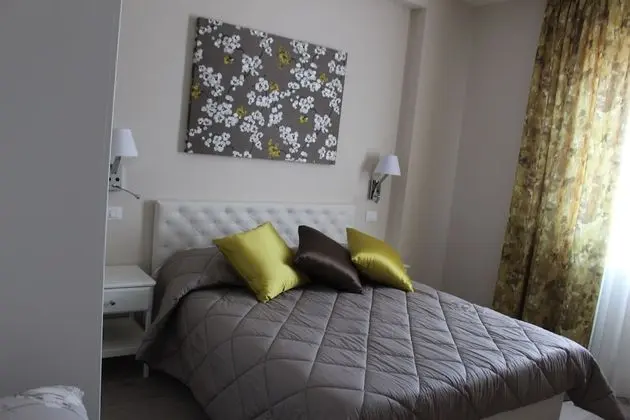 Classic Tek Büyük Yataklı Oda