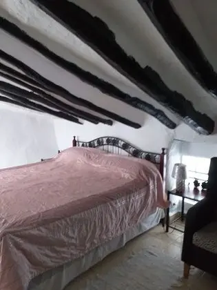 Üç Kişilik Oda, Şehir Manzaralı