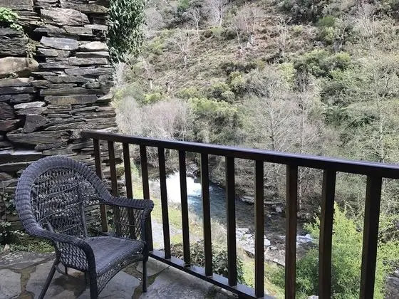 Superior Tek Büyük Yataklı Oda, Teras, Nehir Manzaralı