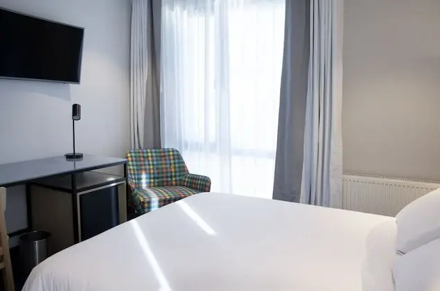 Oda, 1 Büyük (Queen) Boy Yatak, Sigara İçilmez