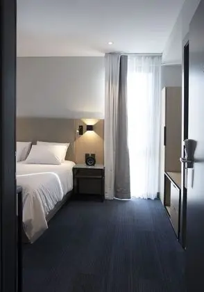 Oda, 1 Büyük (Queen) Boy Yatak, Sigara İçilmez