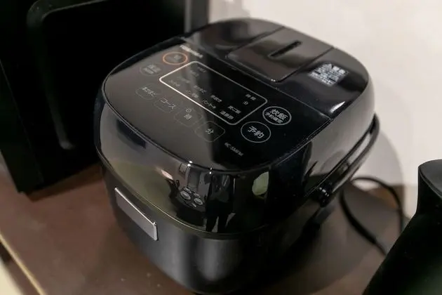 Ev (8 Guests, GN-1)