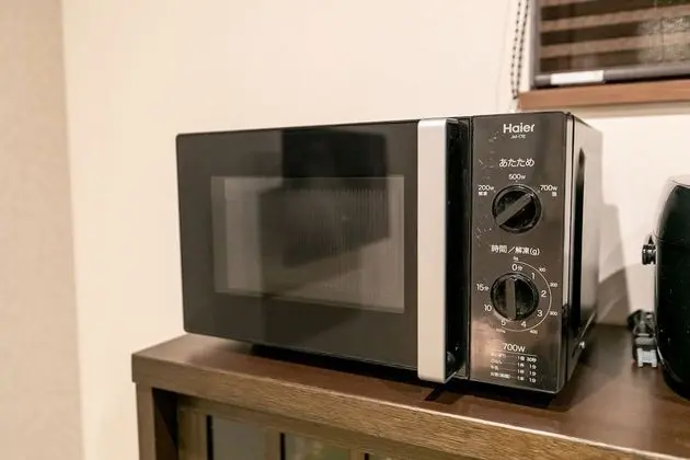 Ev (8 Guests, GN-1)