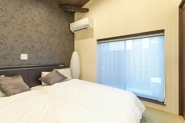 Ev (8 Guests, GN-1)
