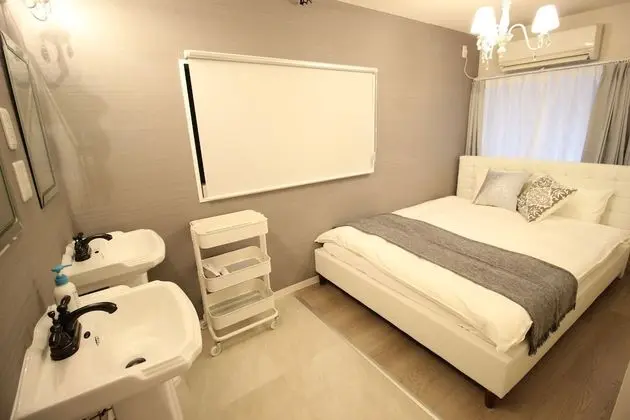 Ev (Detached house (11 people) CG -1)