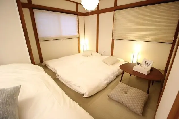 Ev (Detached house (11 people) CG -1)