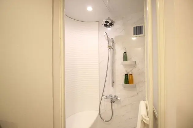 Ev (Detached house (11 people) CG -1)