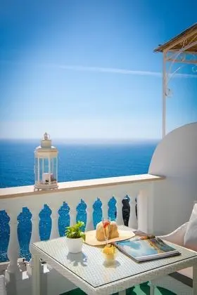 Superior Üç Kişilik Oda, Veranda, Deniz Manzaralı