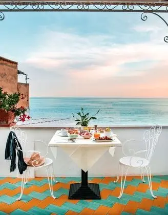 Superior Üç Kişilik Oda, Veranda, Deniz Manzaralı