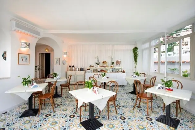 Superior Üç Kişilik Oda, Veranda, Deniz Manzaralı