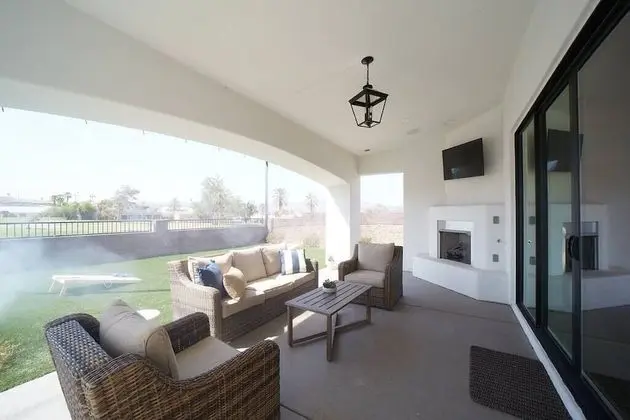 Villa
